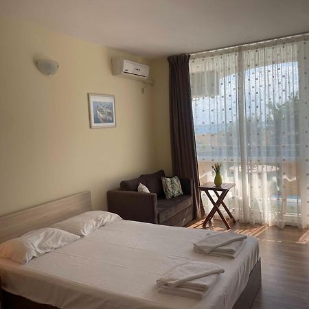 Rutland Sp Apartments Ravda Ngoại thất bức ảnh