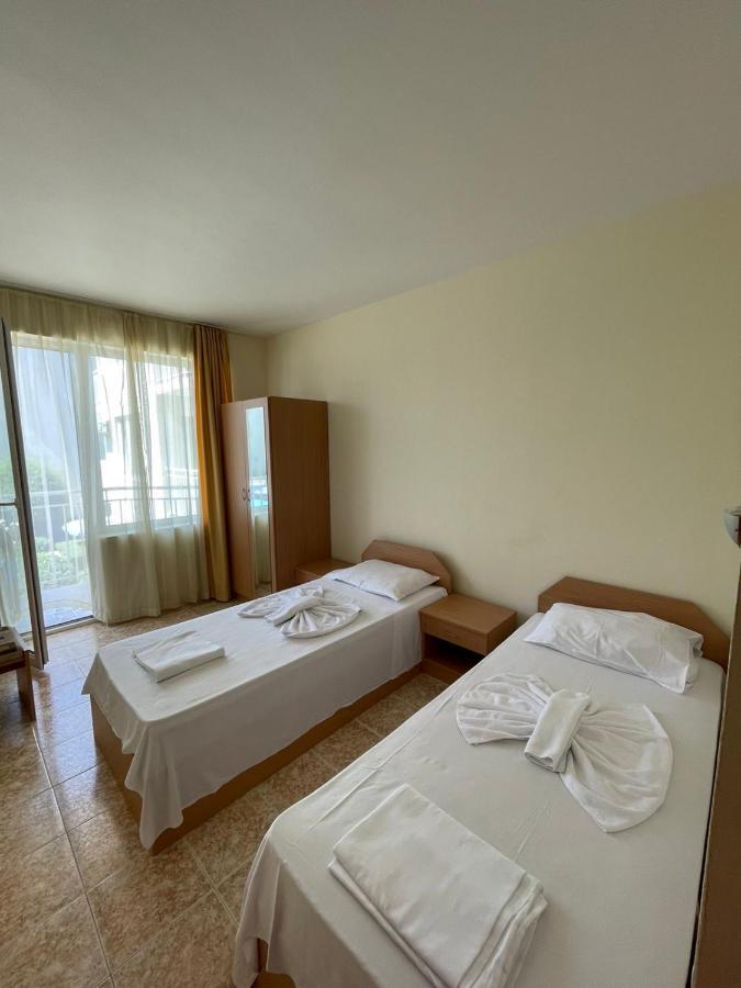Rutland Sp Apartments Ravda Ngoại thất bức ảnh