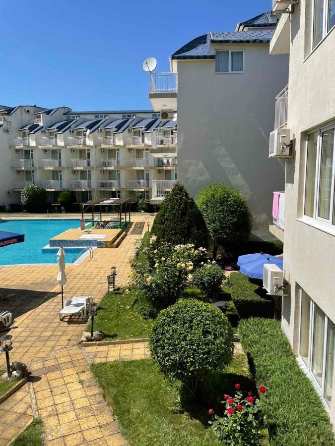 Rutland Sp Apartments Ravda Ngoại thất bức ảnh