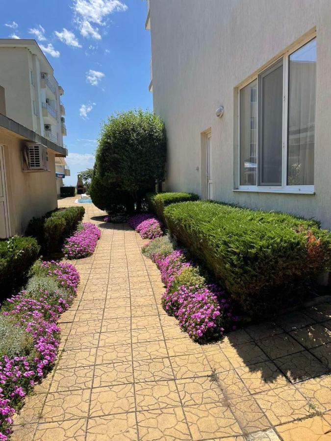 Rutland Sp Apartments Ravda Ngoại thất bức ảnh
