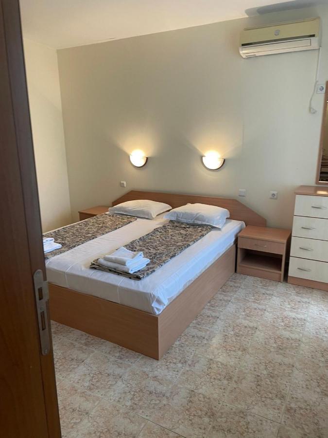 Rutland Sp Apartments Ravda Ngoại thất bức ảnh