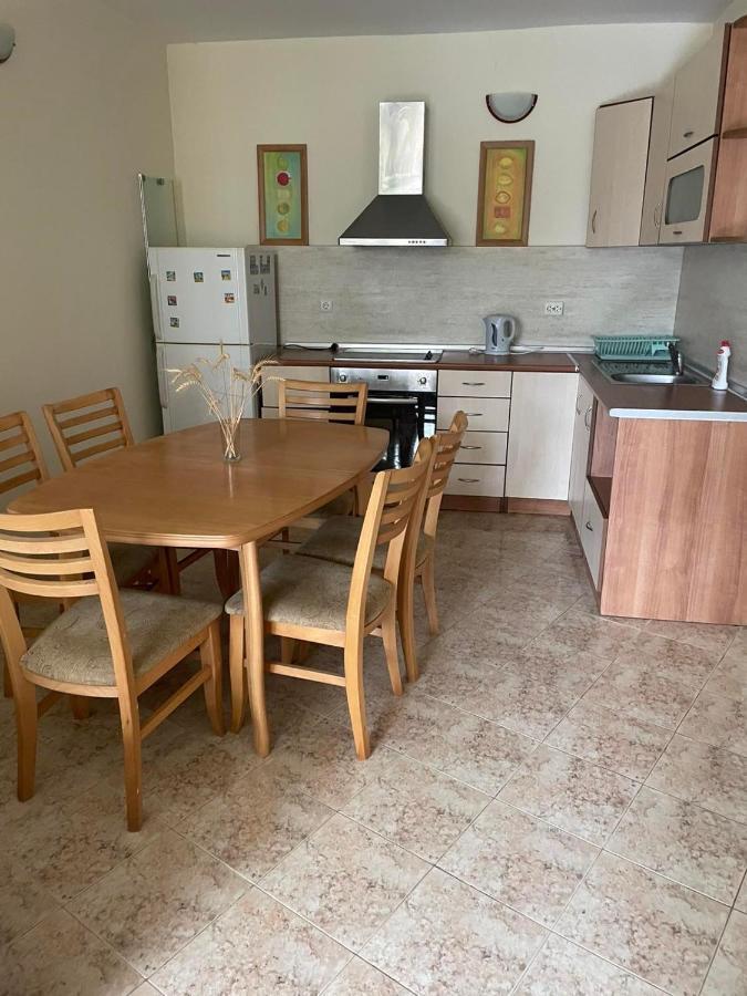 Rutland Sp Apartments Ravda Ngoại thất bức ảnh
