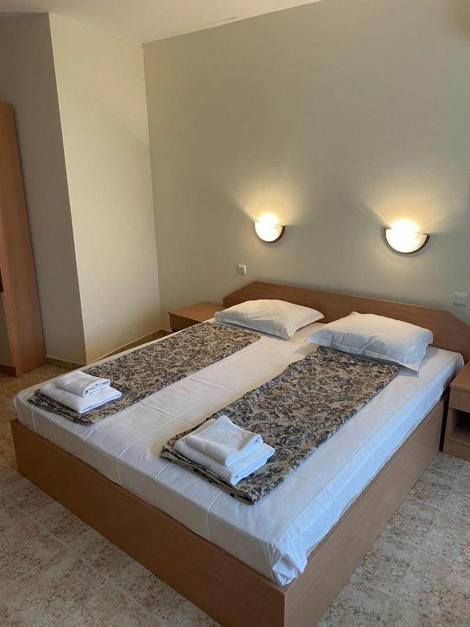 Rutland Sp Apartments Ravda Ngoại thất bức ảnh
